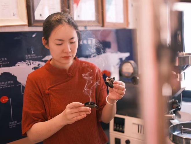 以香续脉 非遗技艺撬动乡村新引擎不朽情缘游戏珠海三灶镇李氏姐妹(图2)