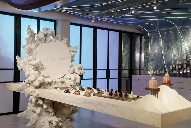 香氛品牌还与Miu Miu、JACQUEMUS达成独家合作mg不朽情缘网站欧莱雅持续完善高端香水矩阵不仅投资多个奢华(图2)